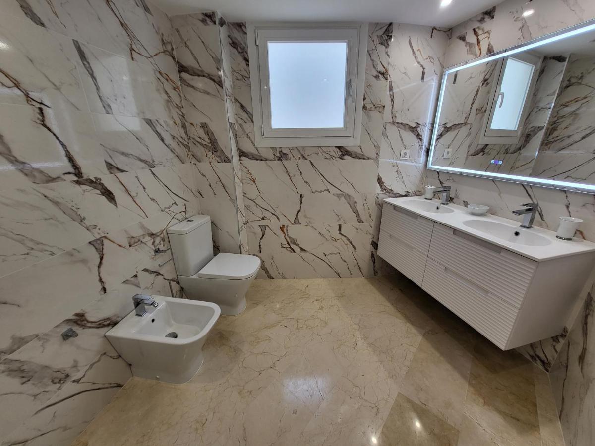 Marbella Edificio Puerto Azulアパートメント エクステリア 写真
